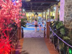 -泉城欧乐堡戏水湾艺术养生温泉