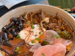 黑松露菌子焖饭-Ameigo梅果·云贵川bistro(长宁来福士店)