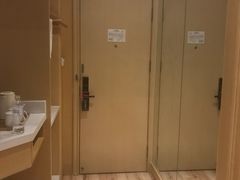 -爱舍美景酒店(燕儿岛路地铁站店)