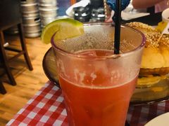 -鲨鱼美式餐厅酒吧Sharky
