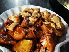 -小辣椒汤锅烧烤(温泉南街店)