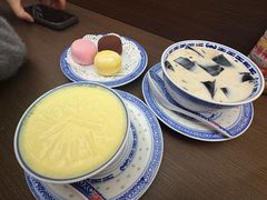 -广信牛奶甜品世家(台东店)