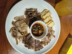 -宣威山野人家·现炒云南菜(金碧店)