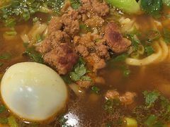 浇汁烧肉面-浑河春面馆非遗鹿角面(良乡店)