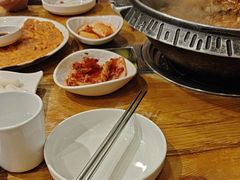 -喇喇排骨火锅·传统韩式脊骨汤(望京西园总店)