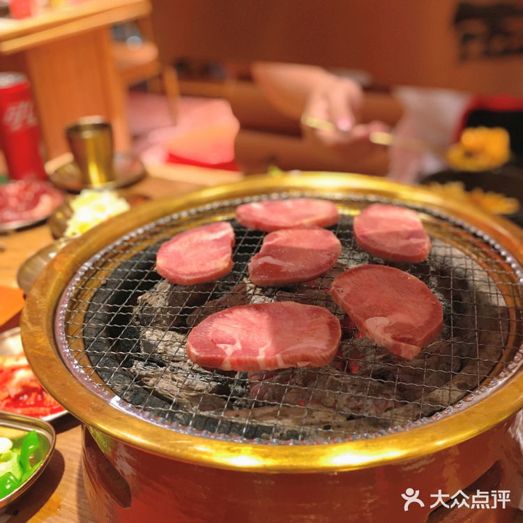 广州必吃榜 | 远景路🔥火爆西塔老太太烤肉