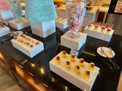 -苏宁银河国际咖啡厅·天际环球美食汇