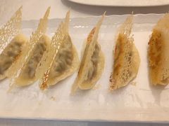 虾爬子锅贴-品海楼·大连海胆锅贴馆(东港店)