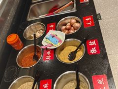 -卞二小串·鹤岗烧烤·坑烤(永定路店)