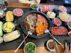 -重庆川渝肥妹火锅