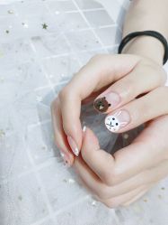 -UGIRL有个美甲