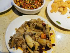-火辣辣美蛙鱼头自助火锅(仁和路店)