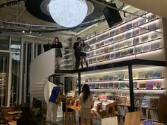 -黑胶星球(华发中城商都店)
