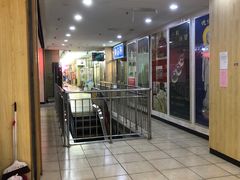 -宝鸡东道花鸟鱼虫市场(吉利花园商场店)