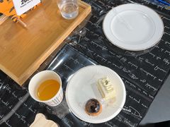 -上海星瀚奔驰4S店(红柳路店)