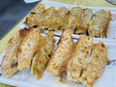 肉三鲜锅贴-春水锅贴·传统鲁菜(大明湖店)