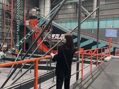 -极限PLAY运动娱乐新世界·团建派对潮玩休闲馆·室内蹦极高空游乐园