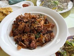 -雪湖煜辰鱼头老店(雪野湖店)