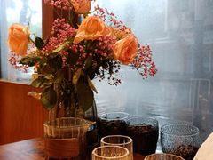 -C.Y Cafe