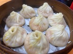-莱莱小笼·乔艾