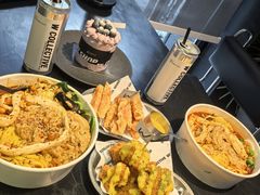 -W COLLECTIVE  DESSERT SHOP