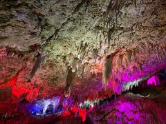 -颛顼龙洞旅游景区