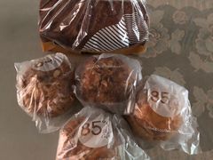 -85度C(生甜甜圈研究工坊·上海平凉店)
