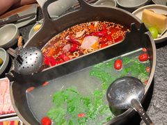 -三出山火锅(南京万象天地店)