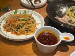 -云海肴·汽锅鸡·云南菜(天山百盛优客店)