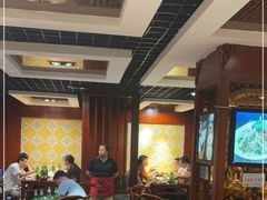 大堂-老兰家传统烧烤炒菜泡馍(小南门店)