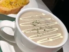 菌菇浓汤-大树餐厅(益田假日店)