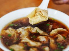 清汤荠菜肉大馄饨-吴家馄饨
