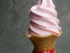 -全家便利店(襄阳南路店)