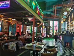 -Famous肥猫墨西哥音乐餐吧(五棵松华熙LIVE店)