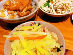 -红猪卤肉饭(大西洋美食城店)