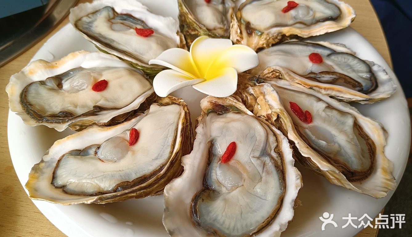 山珍海味皆过客，一锅羊肉慰平生。