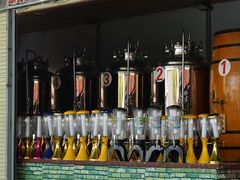 -三亚火车头万人海鲜广场