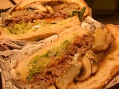 -The Habit Burger Grill 哈比特汉堡(复兴soho店)