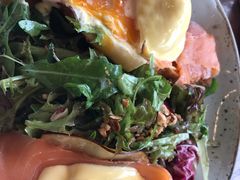 -ROAST coffee & eatery