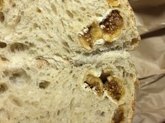 无花果面包-老梦面包 CHEZMOREL(三源里店)