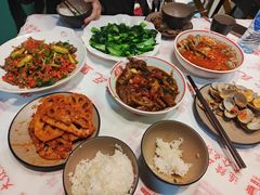 -堂瓦里·33年传统赣菜(第一街区店)