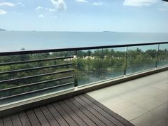 -三亚湾海居铂尔曼度假酒店