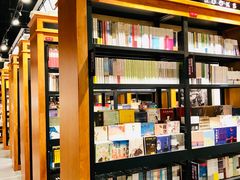 -西西弗书店&矢量咖啡(凯德晶萃广场店)