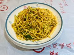 金牌凉面-三妹小龙虾·黄油蟹(华侨城总店)