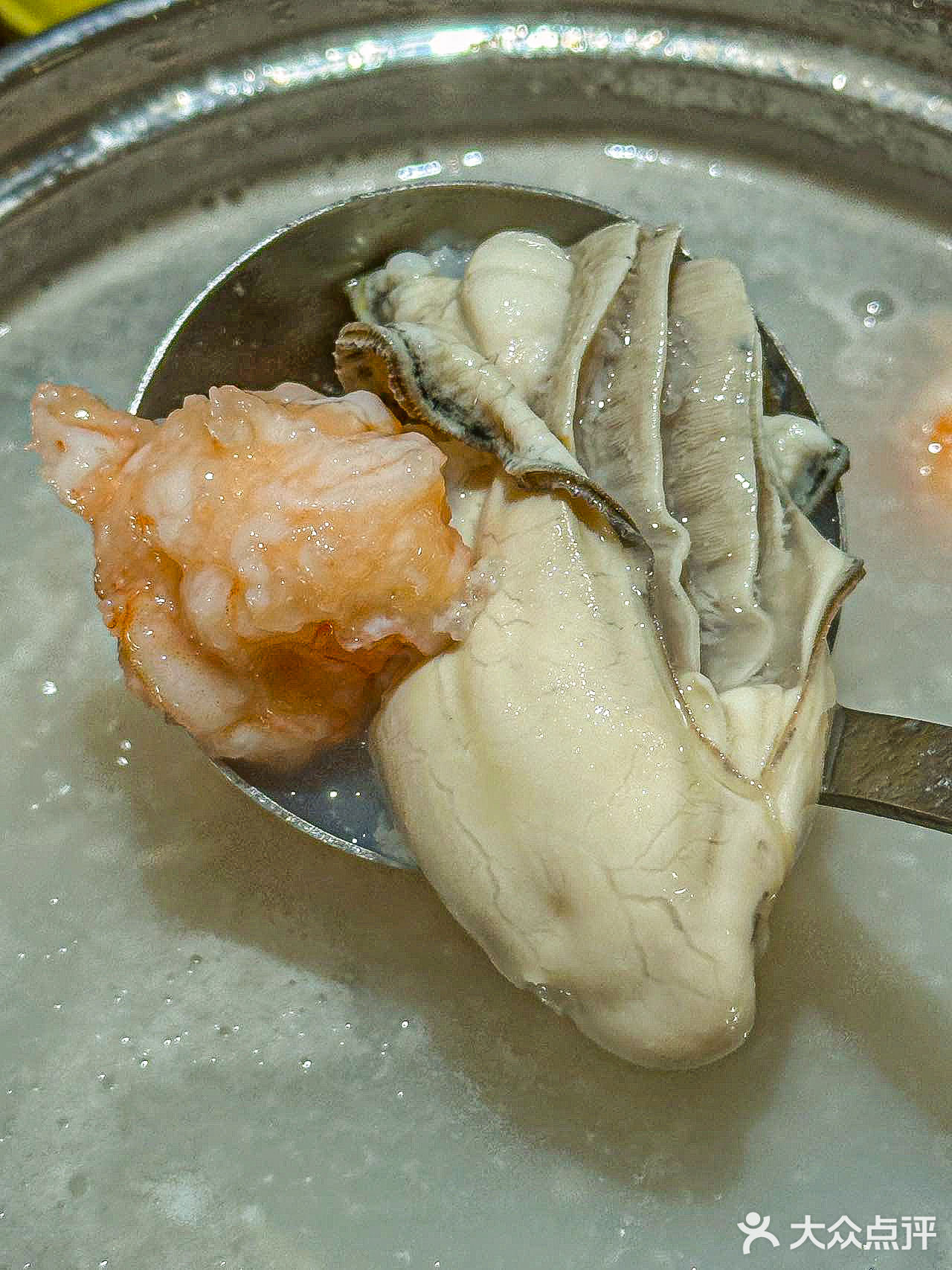 广州这家粥底火锅只有零次和无数次。。