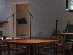 -JINNS锦时 steak&pizza(浸信会礼拜堂旧址店)