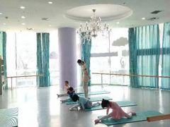 -Isee灰姑娘(鸿坤广场店)