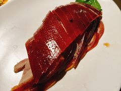 酥香嫩烤鸭-四季民福烤鸭店(外滩外白渡桥店)