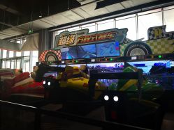 -嗨翻Hi-Fun竞技主题乐园·蹦床团建生日聚会(五棵松华熙店)