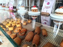 -VERIE BAKEHOUSE